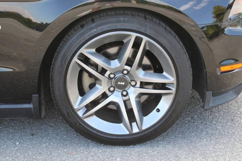 2011 Ford Mustang GT Premium