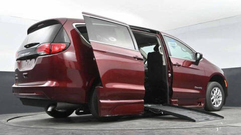 2022 Chrysler Pacifica Touring L