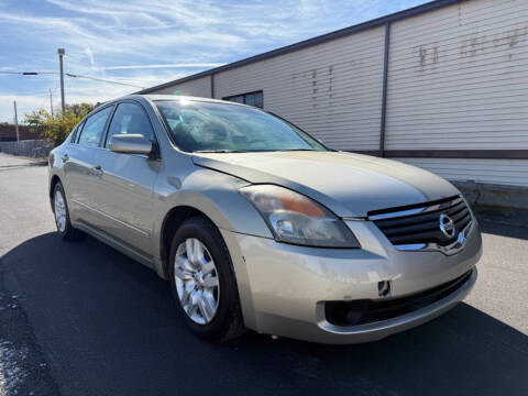 2009 Nissan Altima for sale at Dams Auto LLC in Cleveland OH