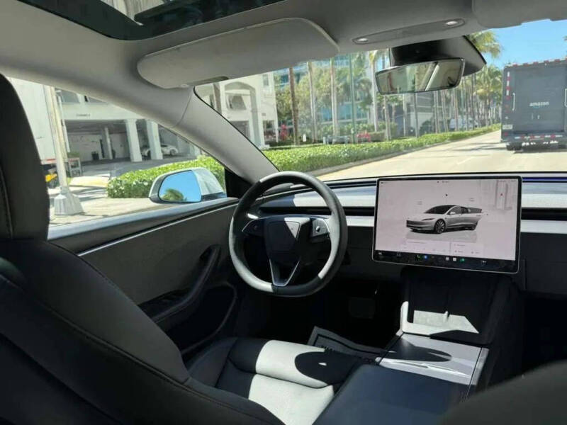2024 Tesla Model 3
