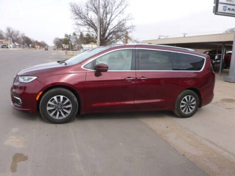 2021 Chrysler Pacifica for sale at Faw Motor Co in Cambridge NE