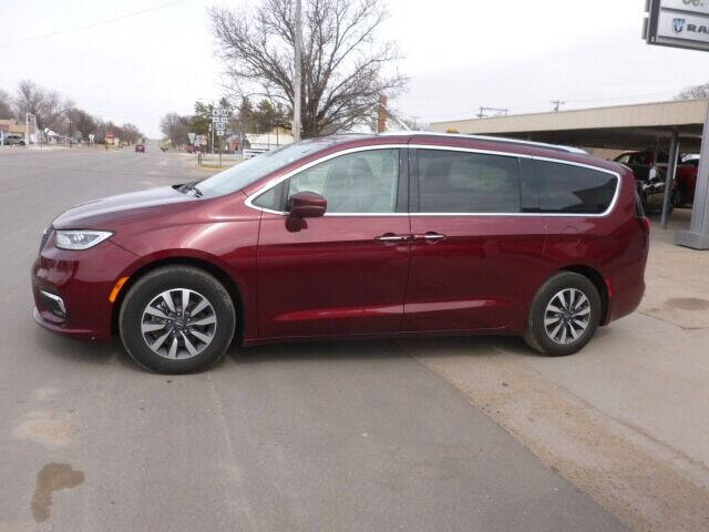 2021 Chrysler Pacifica for sale at Faw Motor Co in Cambridge NE