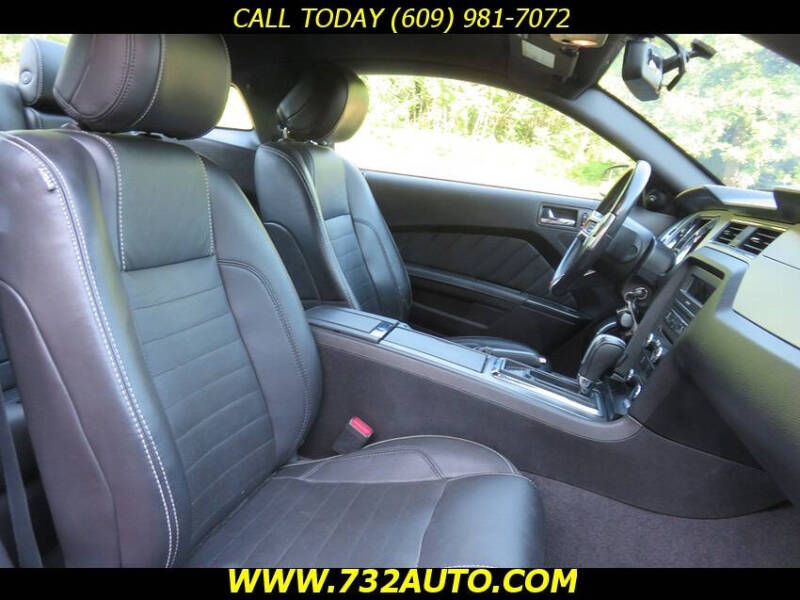 2013 Ford Mustang V6 Premium