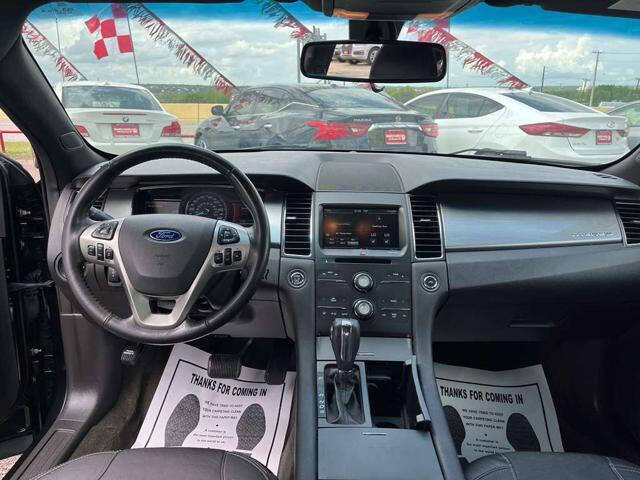 2015 Ford Taurus SEL