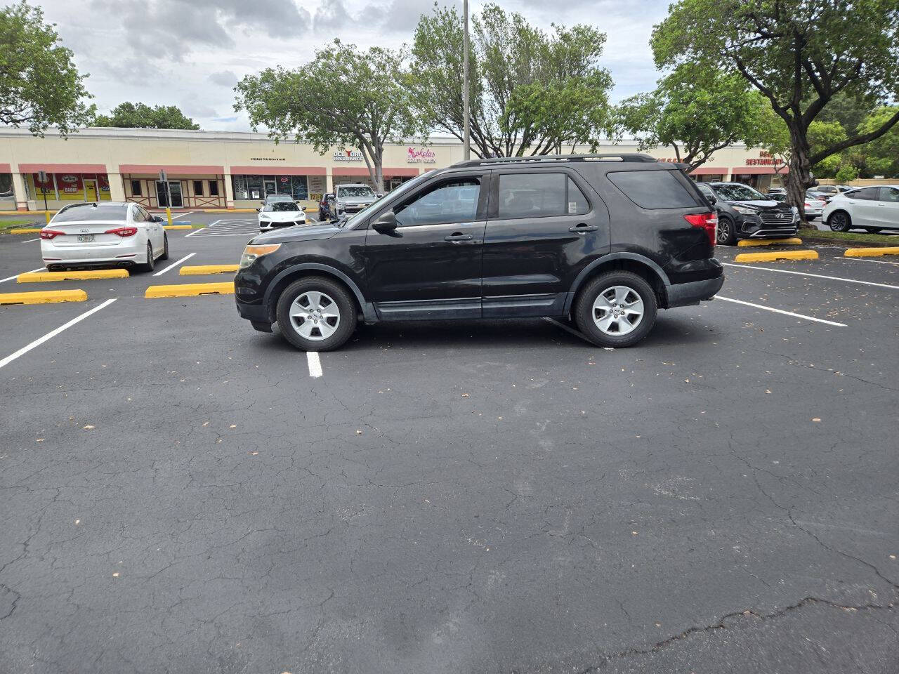 Black 2014 Ford Explorer Base AWD Base 4dr SUV 2