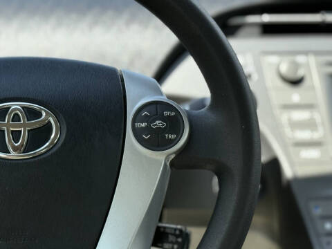 2013 Toyota Prius Two