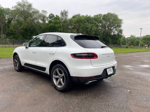 2017 Porsche Macan