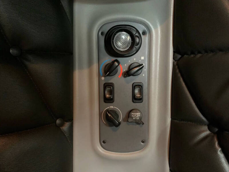 2010 Freightliner Columbia 120