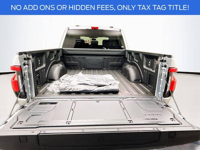 2025 Ford F-150 Lightning Flash