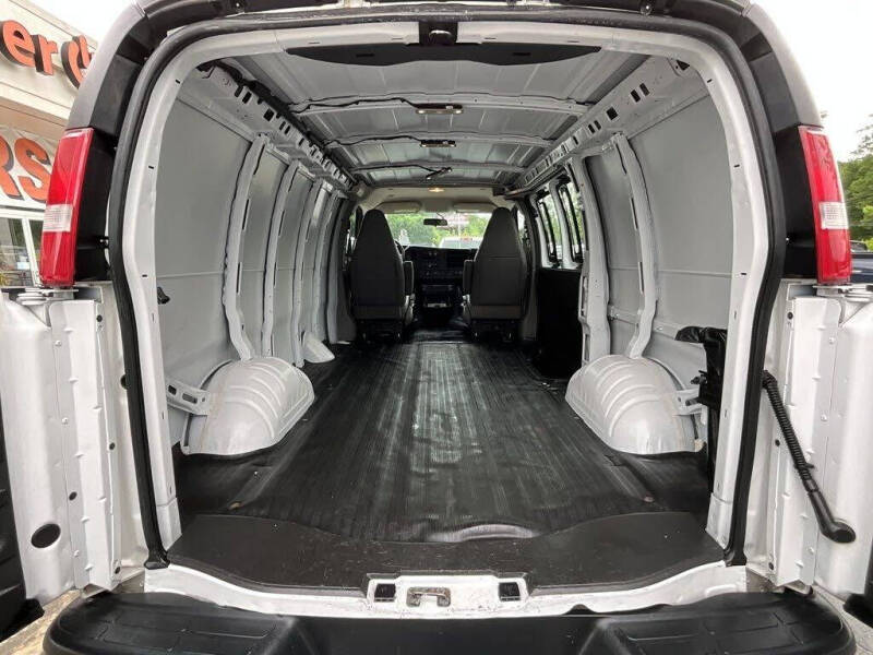 2019 Chevrolet Express 2500