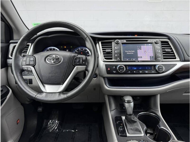 2015 Toyota Highlander