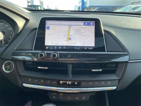 2023 Cadillac CT4 Luxury