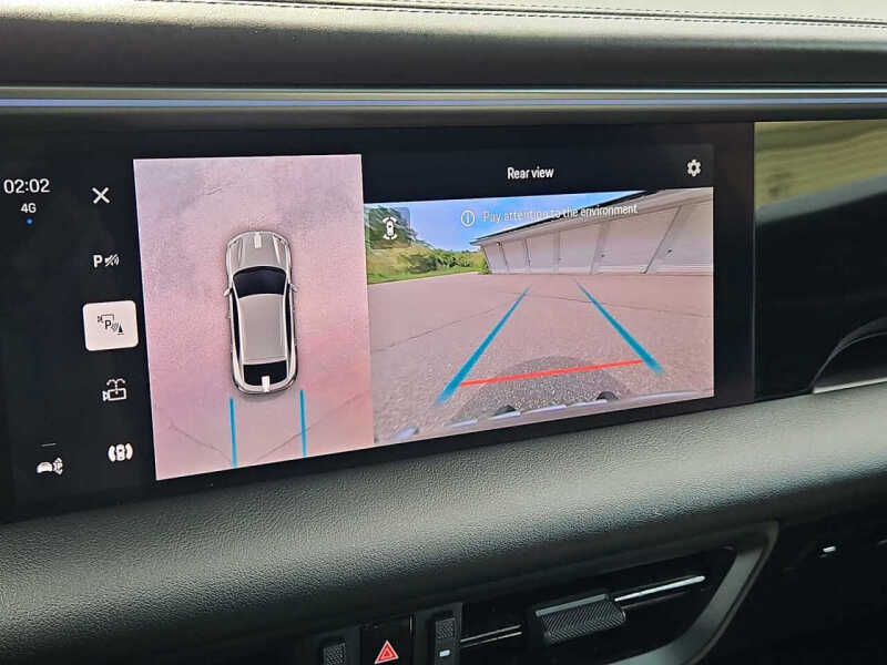 2025 Porsche Macan 4S Electric