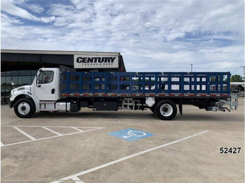 2021 Freightliner M2 106