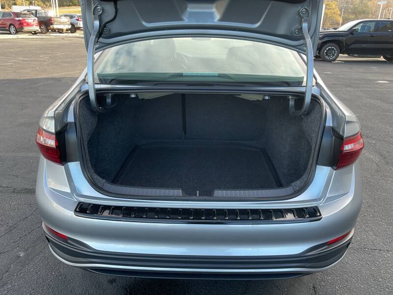 2024 Volkswagen Jetta SE