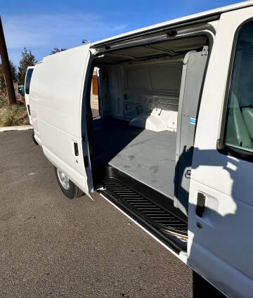 2011 Ford E-Series E-350 SD