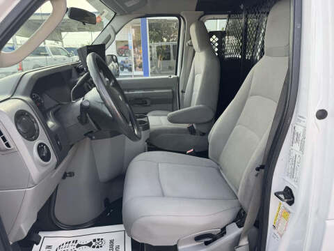 2013 Ford E-Series E-150