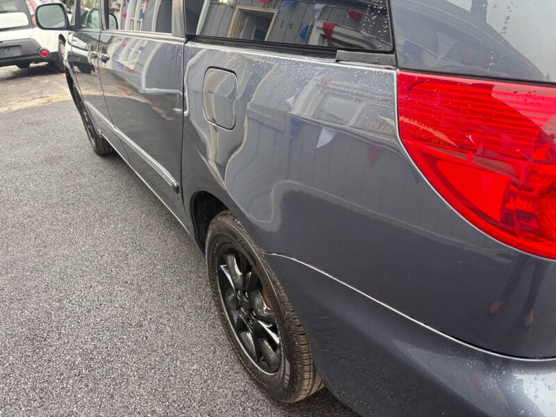 2006 Toyota Sienna XLE Limited 7 Passenger