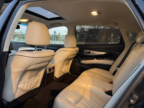 2017 Infiniti Q70L 3.7