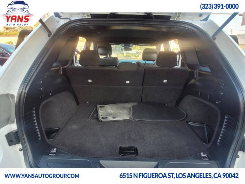 2019 Jeep Grand Cherokee Laredo E