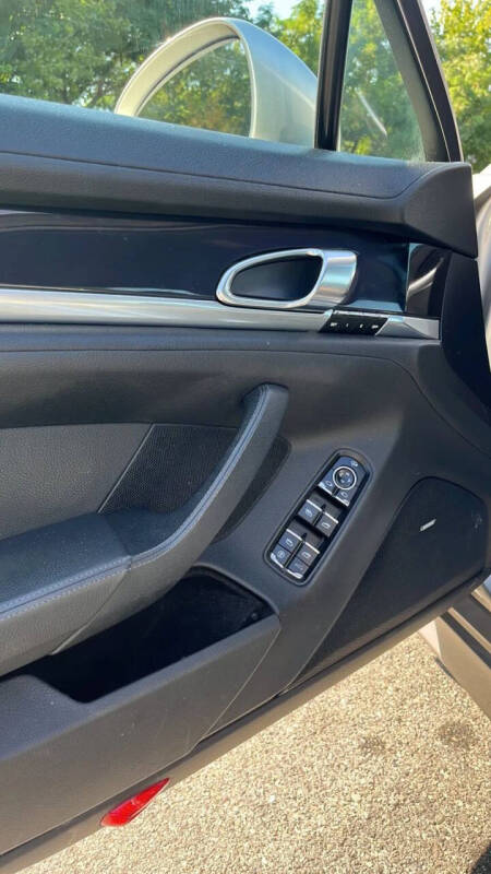 2011 Porsche Panamera