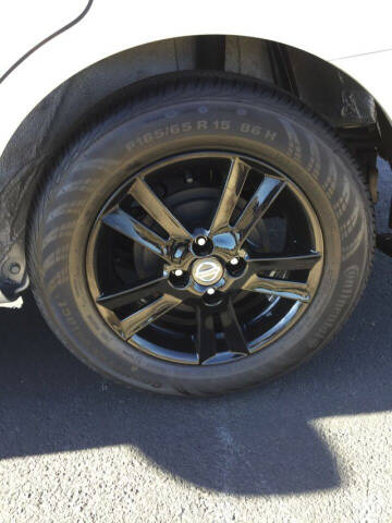 2019 Nissan Versa S Plus