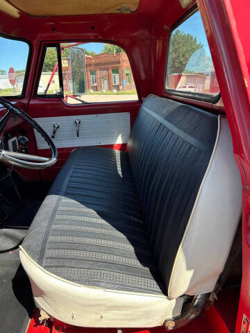 1965 Dodge D100 Pickup