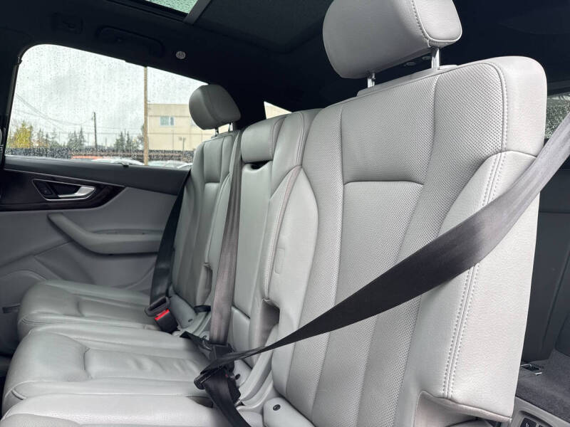 2019 Audi Q7 quattro Prestige 55 TFSI