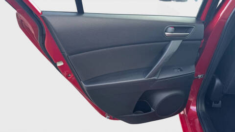 2013 Mazda MAZDA3 i Touring