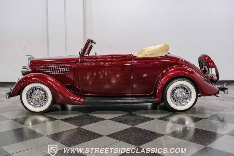 1935 Ford Cabriolet