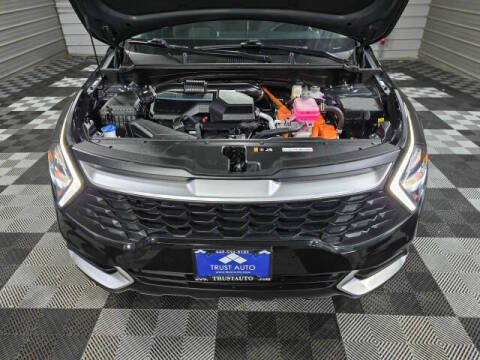 2023 Kia Sportage Hybrid LX