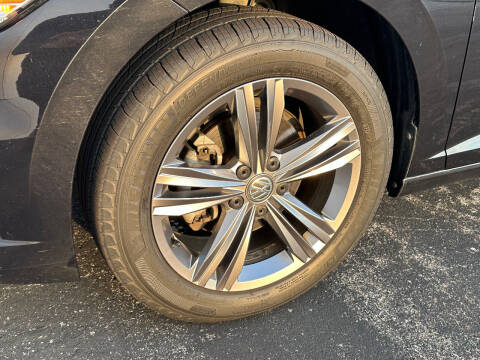 2019 Volkswagen Jetta R-Line