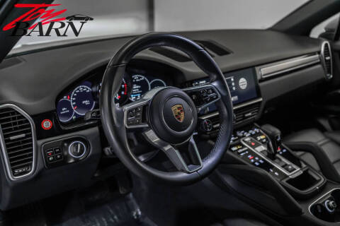 2023 Porsche Cayenne Coupe Platinum Edition