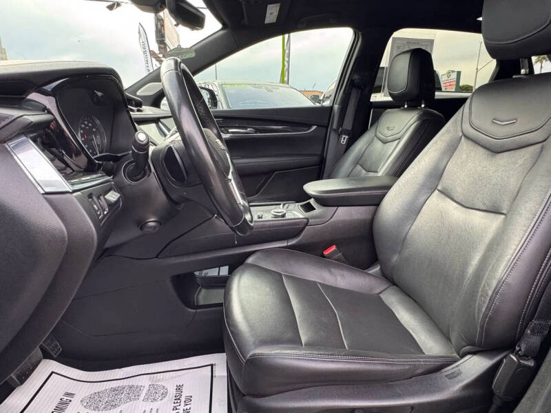 2021 Cadillac XT5 Premium Luxury