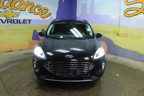 2021 Ford Escape Hybrid Titanium