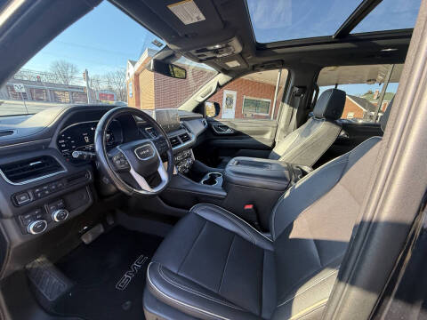 2022 GMC Yukon XL SLT