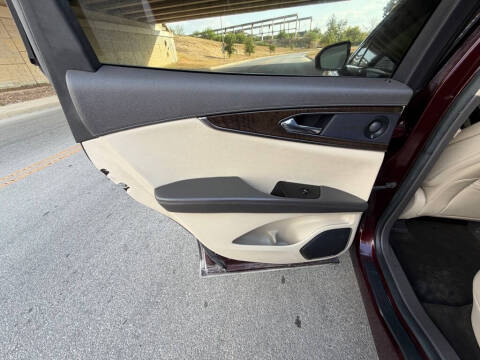 2019 Lincoln Nautilus Reserve