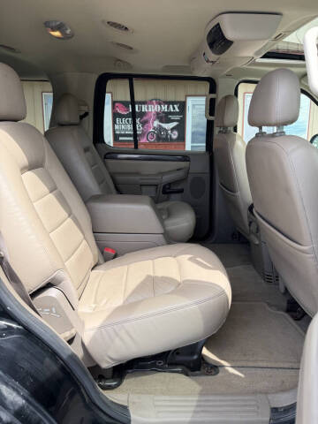 2004 Ford Explorer Limited