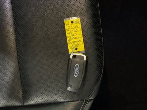 2022 Ford Escape Titanium