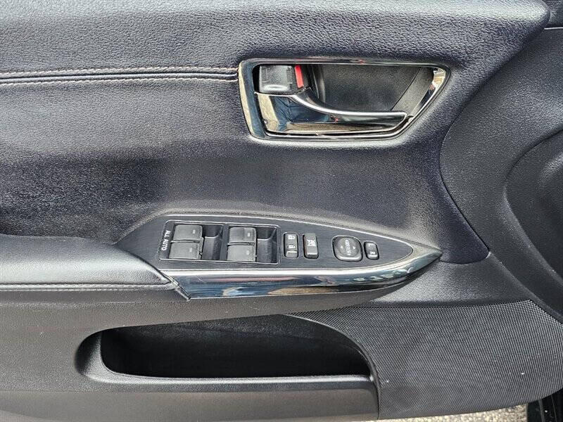 2017 Toyota Avalon XLE Plus