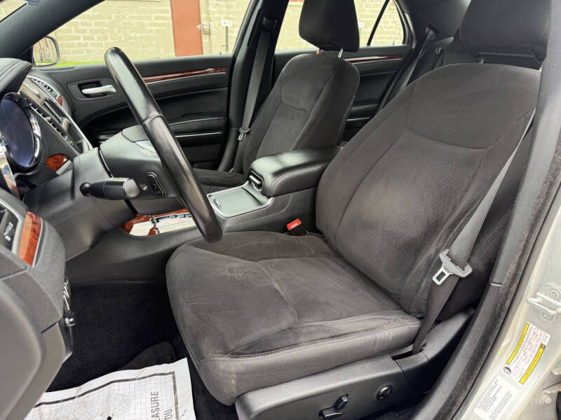2012 Chrysler 300