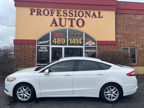 2015 Ford Fusion for sale at Professional Auto Sales & Service in Fort Wayne IN