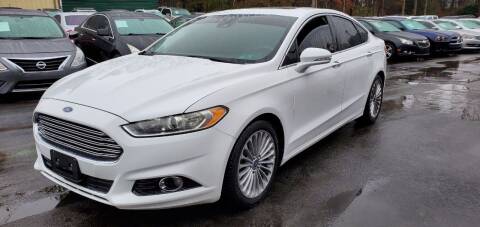2013 Ford Fusion for sale at GEORGIA AUTO DEALER, LLC in Buford GA