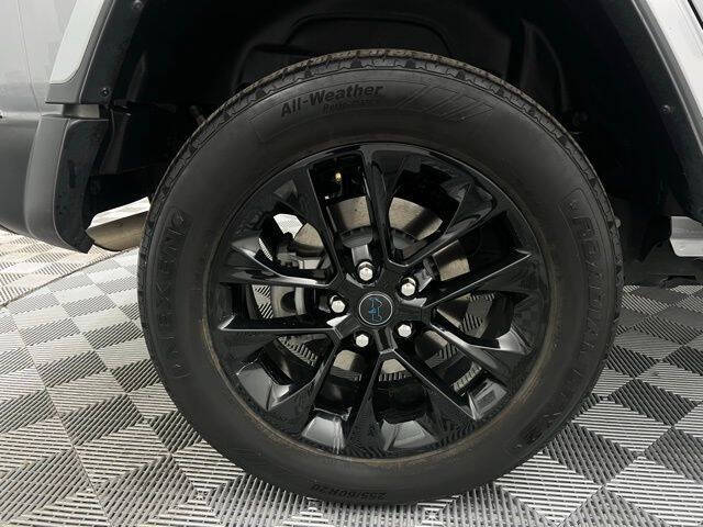 2024 Jeep Wrangler Sahara 4xe