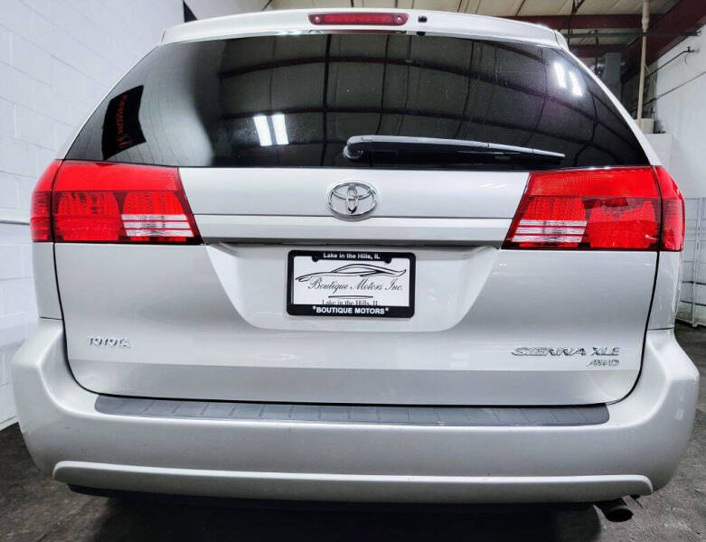 2004 Toyota Sienna