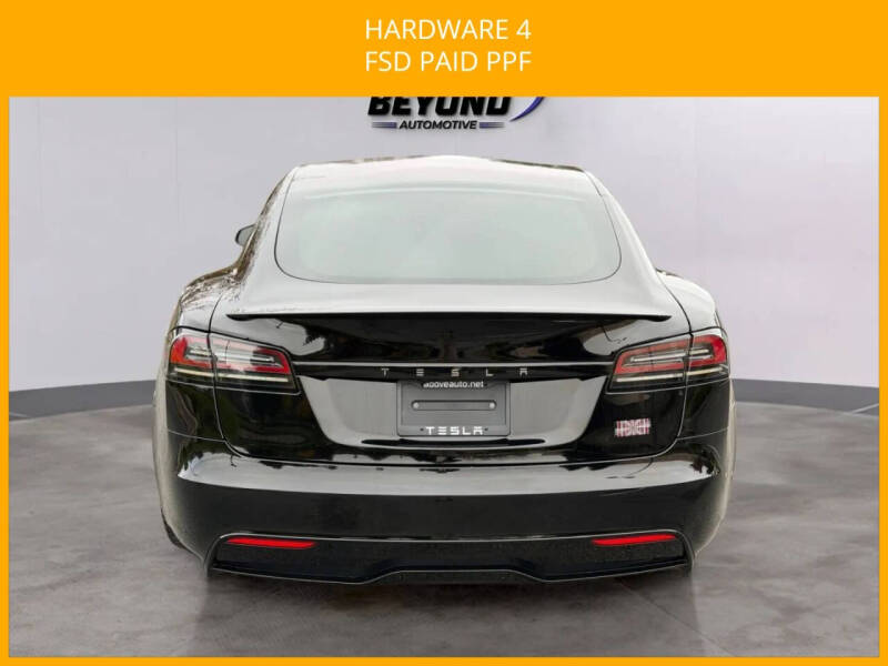 2023 Tesla Model S Plaid