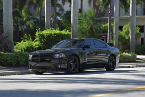 2014 Dodge Charger for sale at EURO STABLE in Miami FL