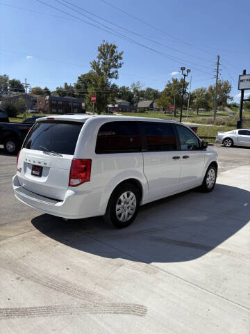 2020 Dodge Grand Caravan SE