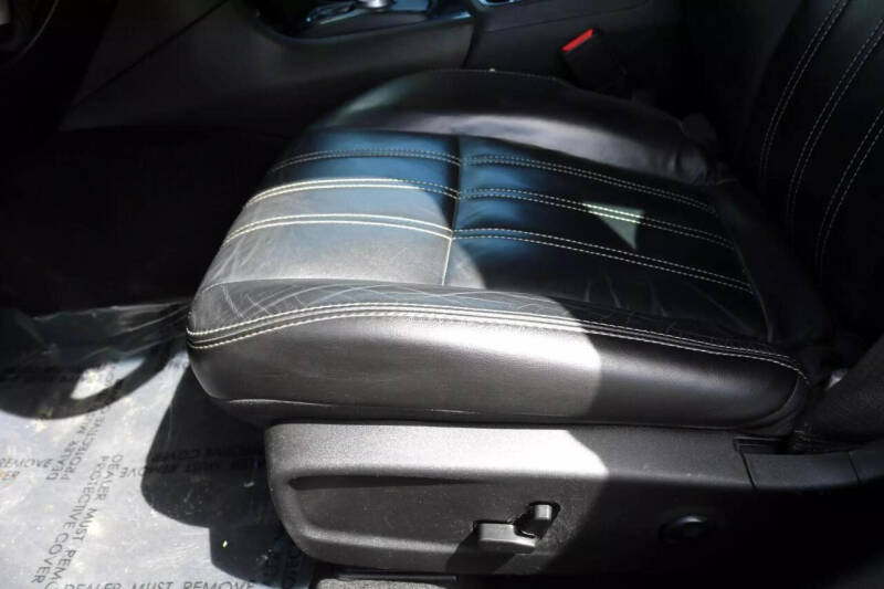 2021 Chrysler 300 S V6