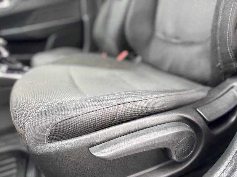 2020 Hyundai Accent SE